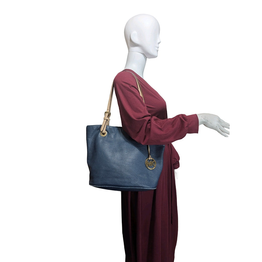 Michael Kors Jet Set Blue Pebbled Leather Bucket Shoulder Tote