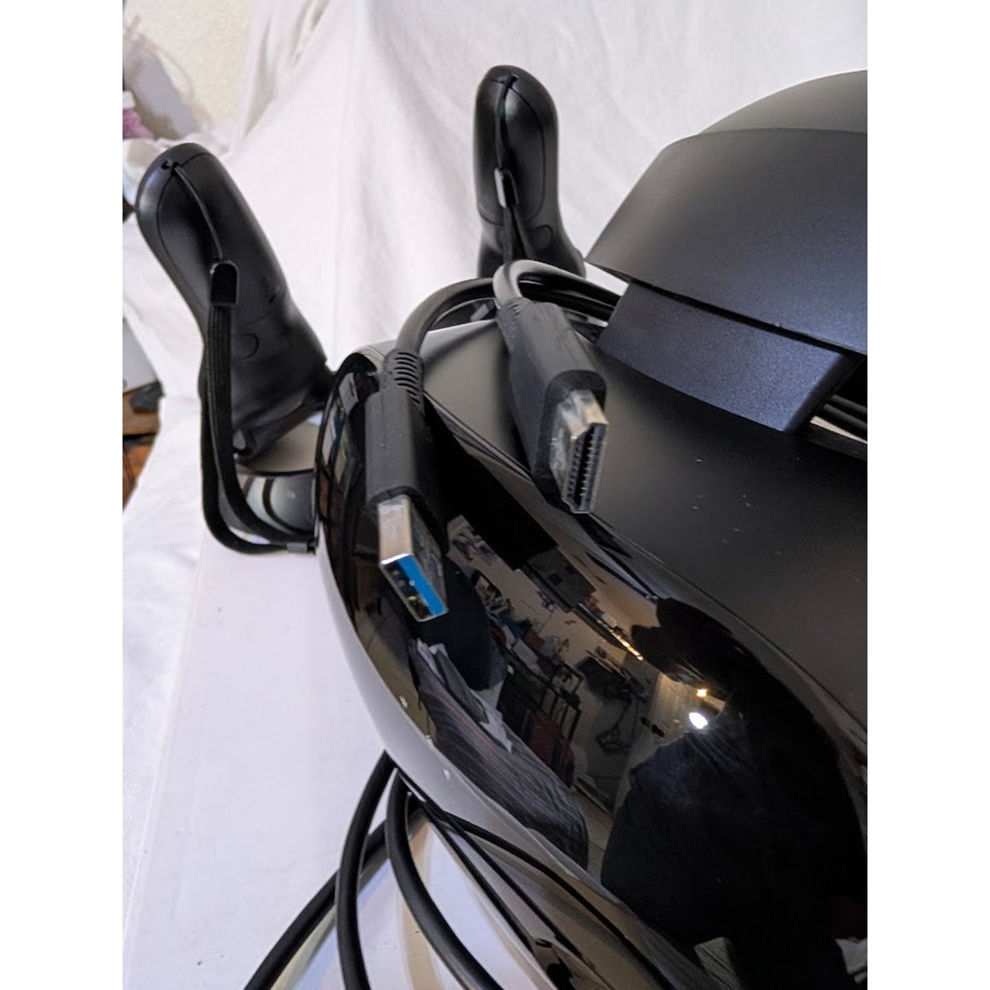 Samsung HMD Odyssey + Windows Mixed Reality Headset - Black (XE800ZBA-HC1US)